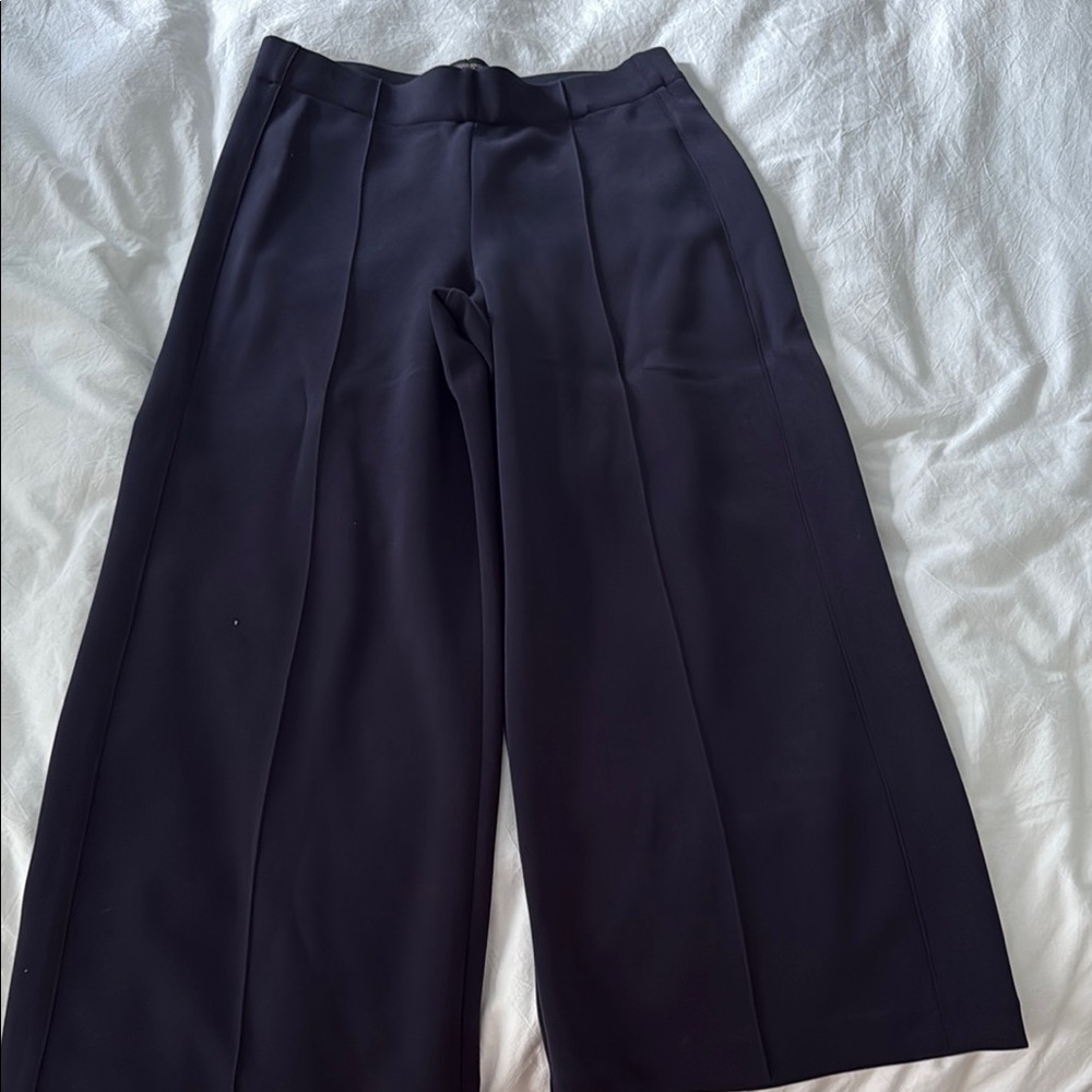 Stylish Black Wide-Leg Pants